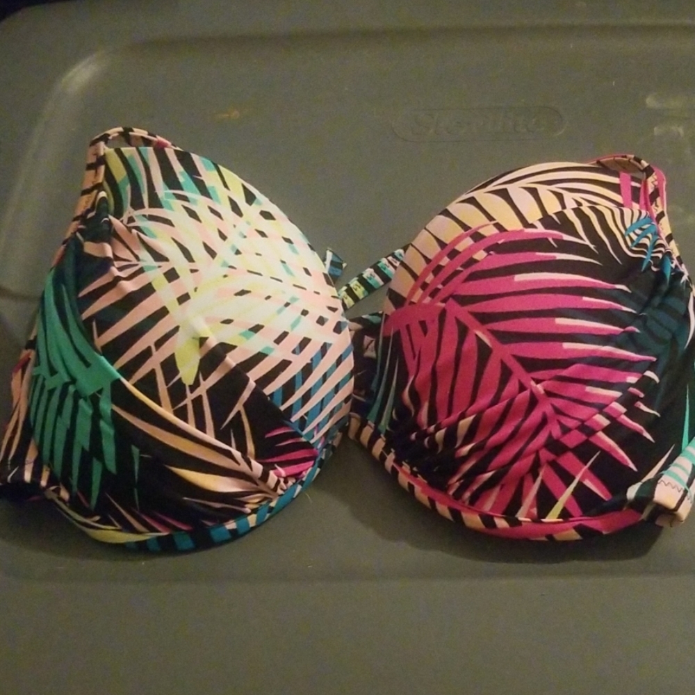 Bikini top